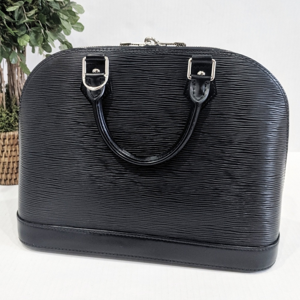 Louis Vuitton Black Epi Leather Alma Satchel - Picture 2 of 8